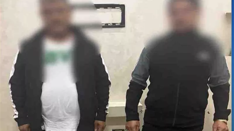 ضبط شخصين بحوزتهما بطاقات مواطنين لحشد الأصوات بالمحلة
