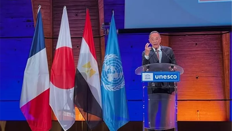 رئيس المتحف المصري الكبير يستعرض المشروع باليونسكو ويؤكد عظمته كأكبر متحف لحضارة واحدة