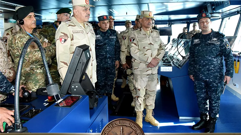 وزير الدفاع يشهد المرحلة الرئيسية لتدريب 