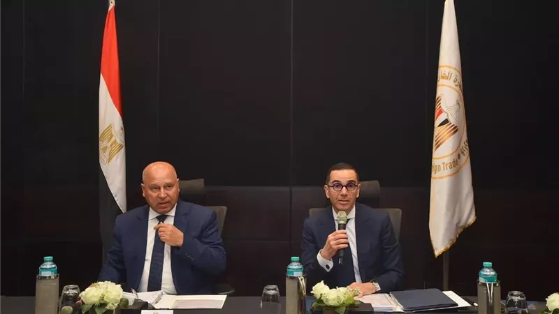 وزارة الاستثمار تعتمد 29 إجراءً لتحسين معدلات الانسياب التجاري بالموانئ