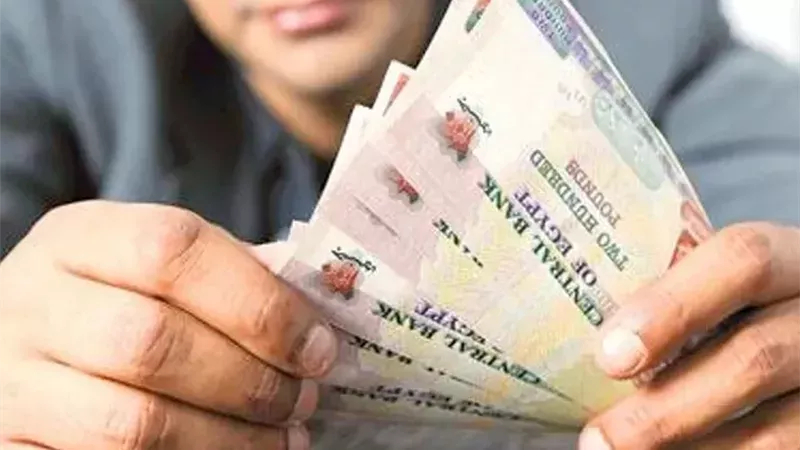 بعد موافقة البرلمان.. 750 جنيهًا زيادة شهرية للعاملين بالدولة