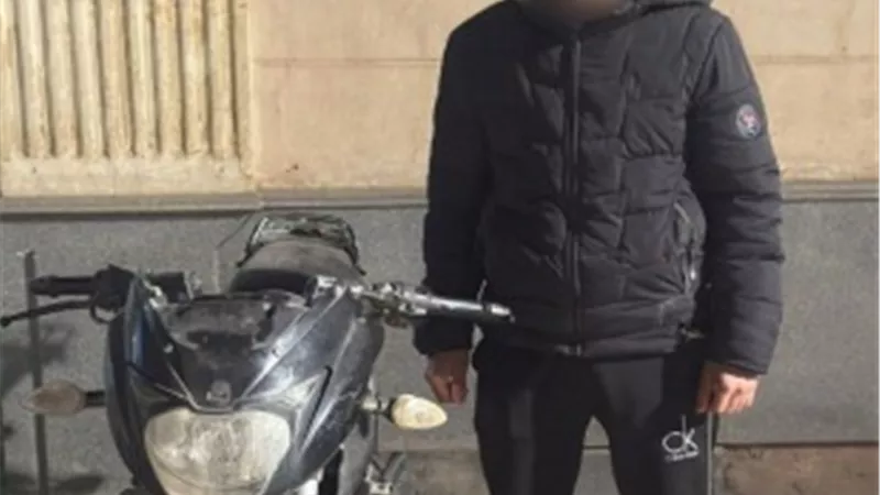 حادث مؤلم بالمنيا.. ضبط قائد دراجة اصطدم بفتاة وهرب