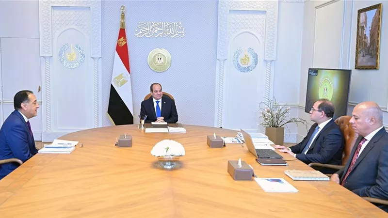 مدبولي يهنئ الرئيس السيسي بمناسبة ذكرى نصر أكتوبر المجيد