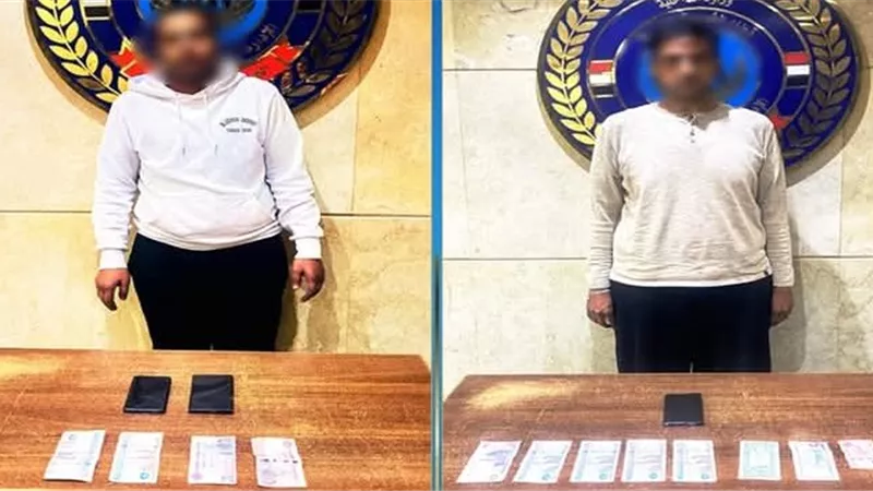 ضبط شخصين روجا لأعمال منافية للآداب عبر تطبيقات الهاتف بالقاهرة