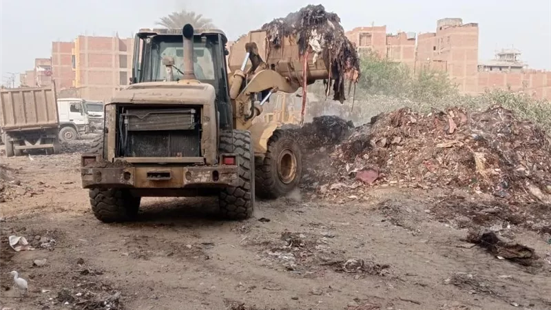 محافظة الجيزة: رفع 600 طن مخلفات بشارع عثمان محرم وحملات نظافة بالعروبة 