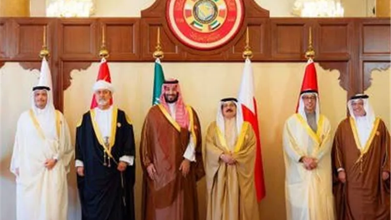 قمة البحرين تؤكد: أي مساس بسيادة دولة خليجية يمثل تهديدًا مباشرًا لأمننا الجماعي