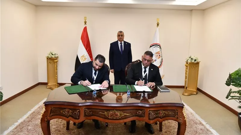 الإنتاج الحربي يوقع عقدين جديدين للتعاون في مجال التصنيع العسكري
