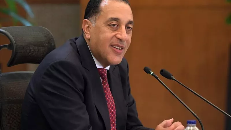 مدبولي يستعرض جهود وزارة الإنتاج الحربي في مواجهة التحديات العالمية