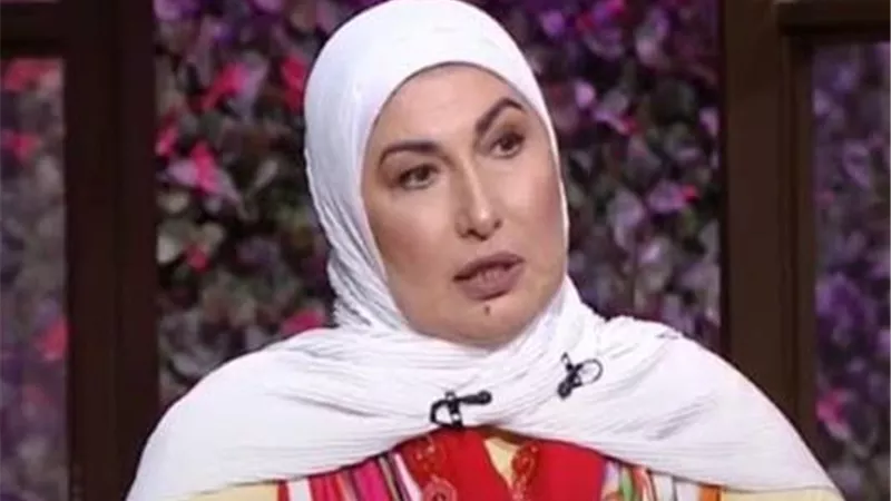 جميلة عزيز تكشف دعم زملائها وأشرف زكي خلال محنتها الصحية