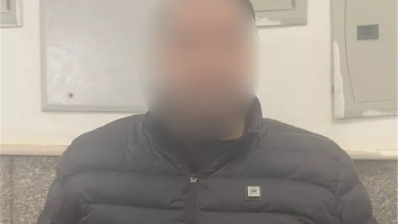 فيسبوك يقود الأمن في ضبط شخص مطلوب لتنفيذ 9 أحكام قضائية