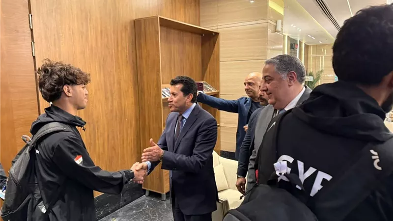 وزير الرياضة يستقبل أبطال التايكوندو بعد الإنجاز التاريخي في بطولة العالم بكينيا