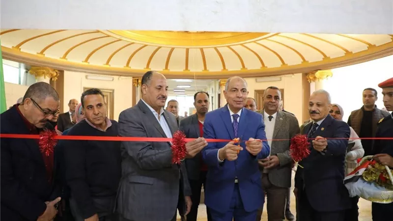 محافظ المنيا خلال افتتاح معرض ISEF: البحث العلمي يصنع علماء المستقبل