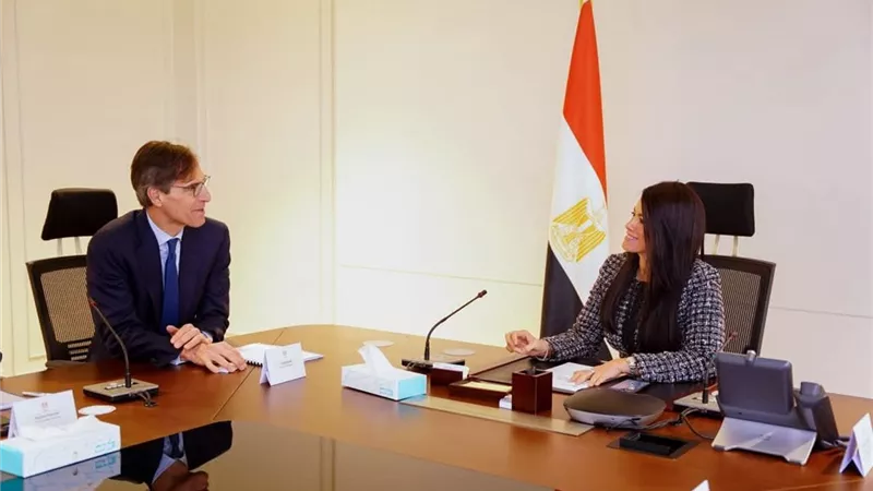 التخطيط: البنك الأوروبي أنجز 94 صفقة في مصر منذ 2020 واستثمارات خاصة بـ3.5 مليار دولار