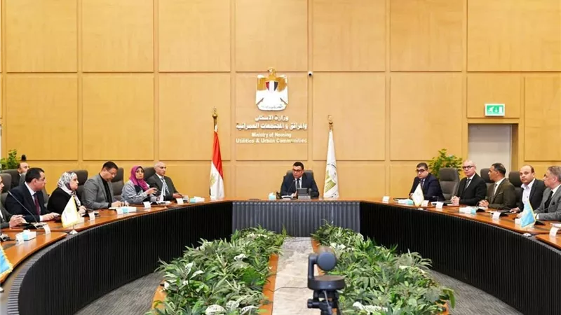 الإسكان يسرّع تقنين أوضاع الأراضي تمهيدًا لإنشاء مجتمعات عمرانية جديدة