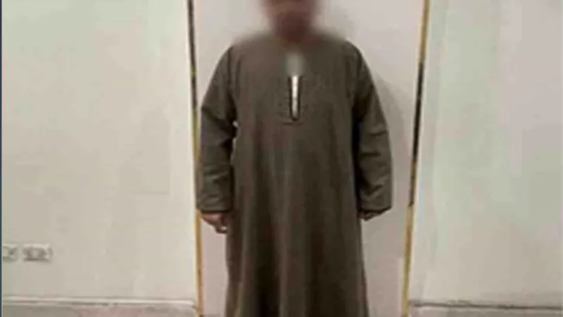 ضبط شخص وبحوزته بطاقات شخصية لمحاولة حشد ناخبين بالأقصر