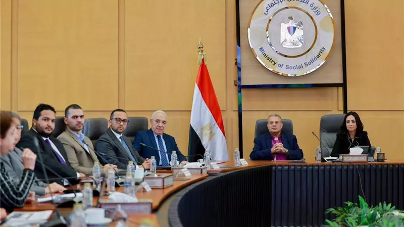 وزيرة التضامن تلتقي رئيس الطائفة الإنجيلية ورئيس الهيئة القبطية الإنجيلية