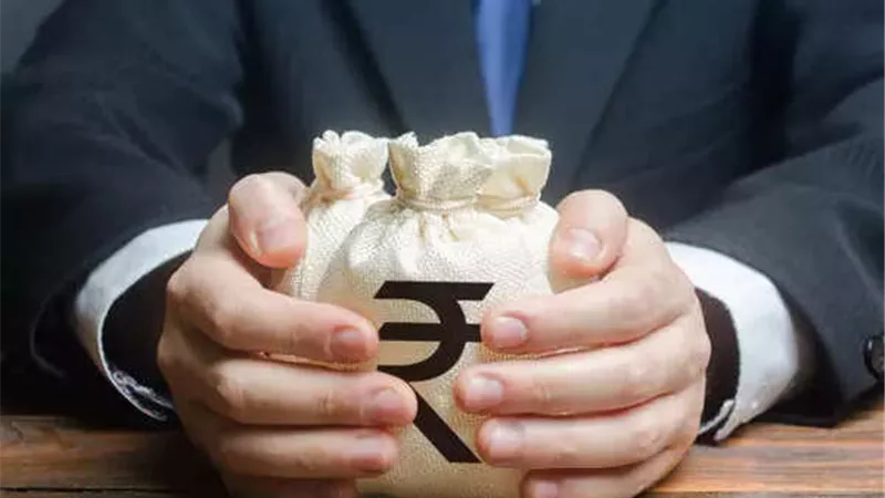 كيف تجني المال: 5 قواعد بسيطة لزيادة دخلك في 2026