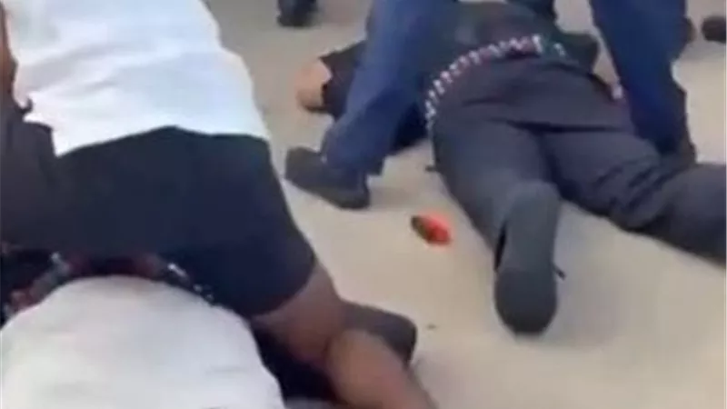 مجزرة شاطئ بونداي تهز أستراليا.. 10 قتلى في إطلاق نار خلال احتفالات هانوكا واعتقال مشتبه بهما