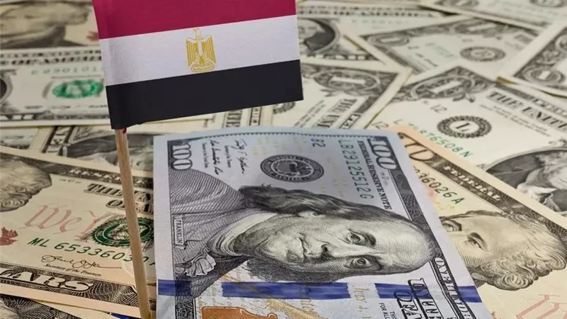 كيف يؤثر خفض الفائدة الأمريكية على الأموال الساخنة وأسواق الدين في مصر؟
