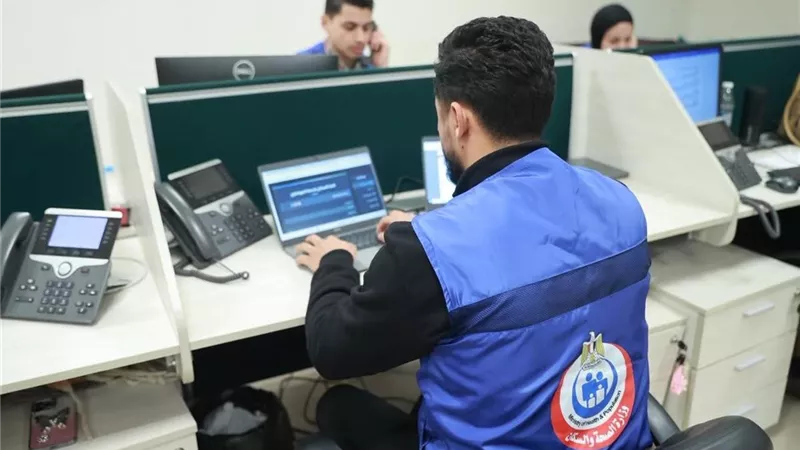 الصحة: الخط الساخن يستقبل 5000 مكالمة خلال نوفمبر 2025 بنسبة إنجاز 100%