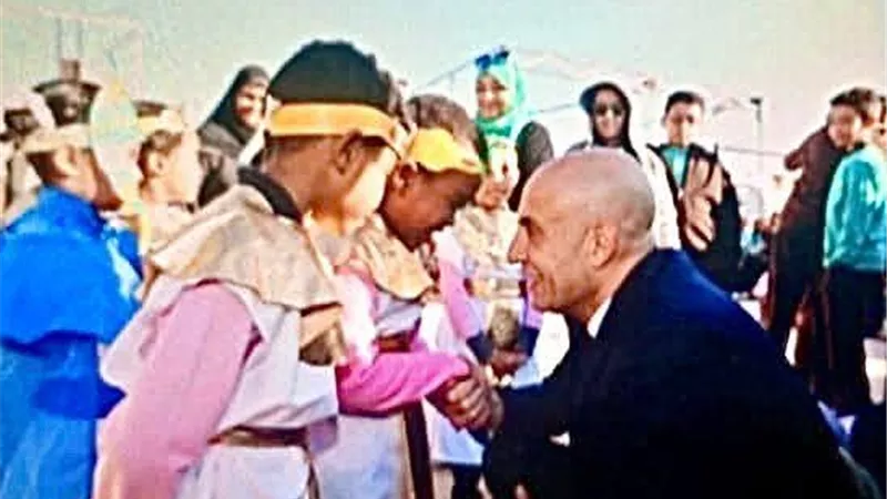 وزير التعليم ومحافظ أسوان يتابعان سير العملية التعليمية بمدرسة الشهيد عمرو فريد