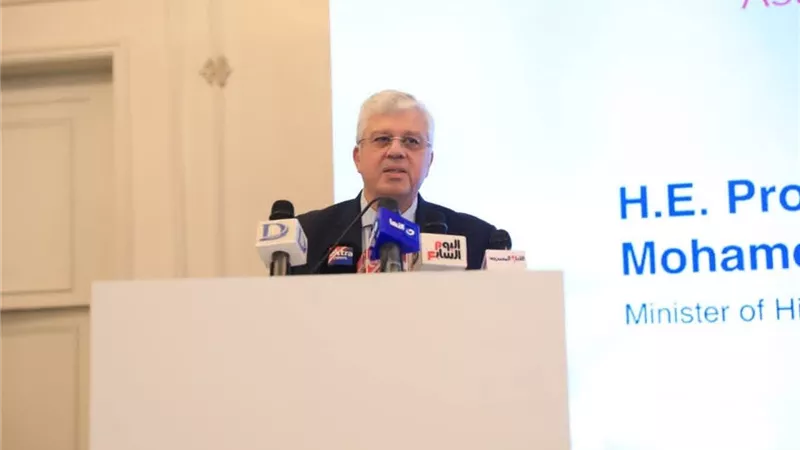 التعليم العالي: البحوث الطبية تقود الإنتاج العلمي المصري وتحقيق طفرة في الصناعات الدوائية