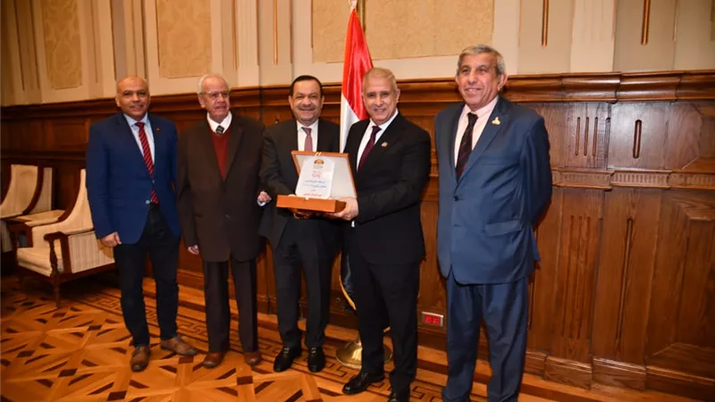 زراعة الشيوخ تكرم هيئة مكتبها بالفصل التشريعي الأول