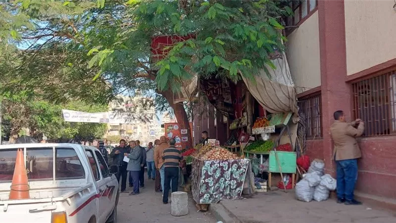 529 مخالفة في حملات مكبرة لإزالة الإشغالات بالمنيا