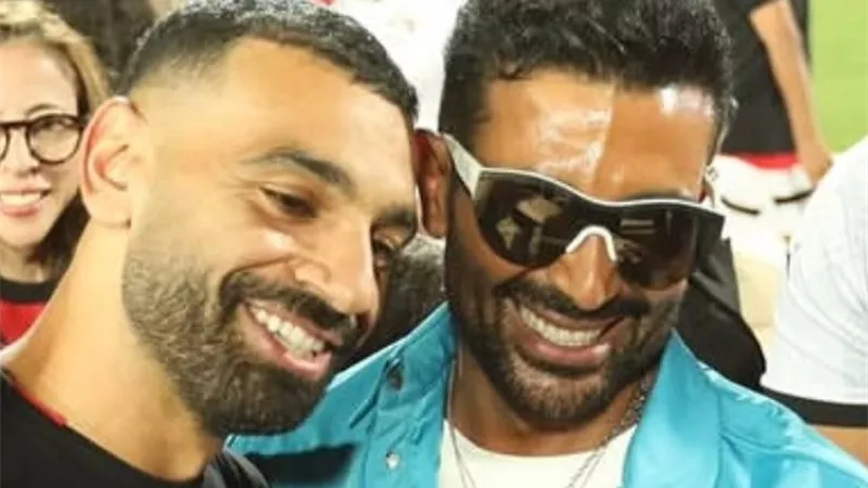 أحمد سعد يهدي محمد صلاح أغنية دعم وتشجيع: حبك محفور في قلبنا