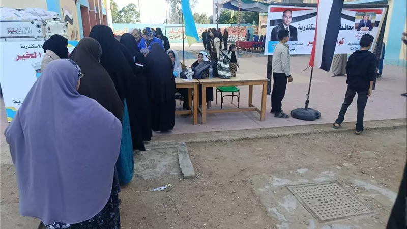 إطلاق قافلة الخير لتوزيع 750 عبوة مواد غذائية على الأسر الأكثر احتياجًا بالإسكندرية 