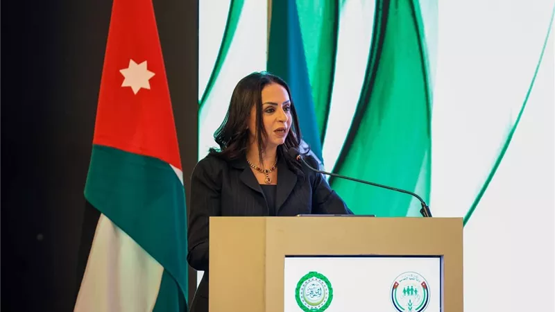 مايا مرسي تفتتح المؤتمر العربي – الدولي للتنمية الاجتماعية في عمان