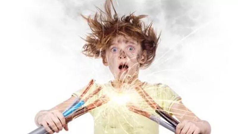 صرخة أمل.. برلمانية تطالب الحكومة بالتحرك العاجل لتأمين غرف الكهرباء
