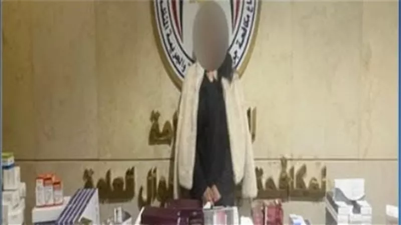 طبيبة تجميل مزيفة تقود عيادة غير مرخصة.. قرار بحبس المتهمة في أكتوبر