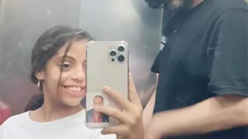 بسبب شكلها.. تعليقات جارحة تلاحق ابنة بهاء سلطان