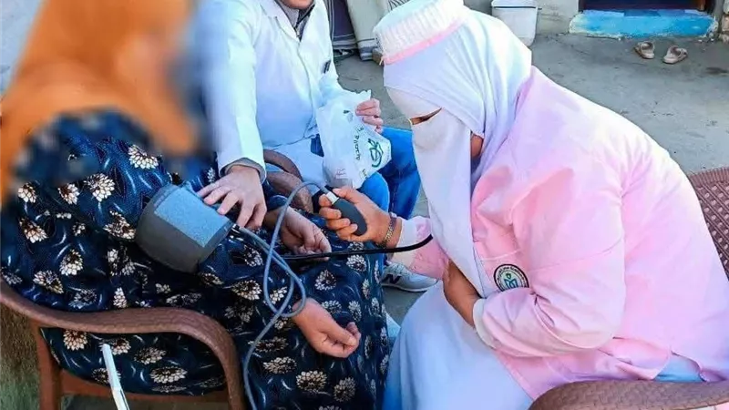 متابعة منزلية وتوفير أدوية.. تفاصيل حملة 