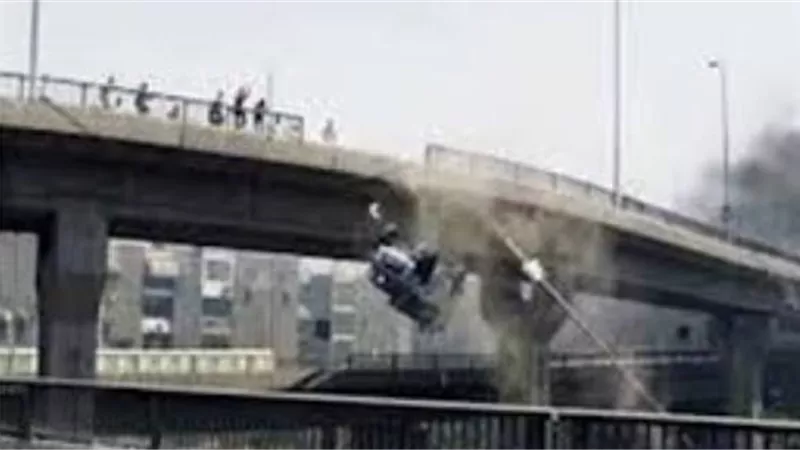 مصرع شخصين وإصابة آخر في انقلاب سيارة أعلى كوبري أكتوبر بالشرابية