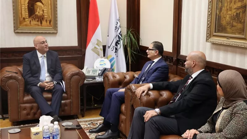 تمويلات بـ750 مليون جنيه.. جهاز تنمية المشروعات يوسع الدعم بالتأجير التمويلي والتخصيم