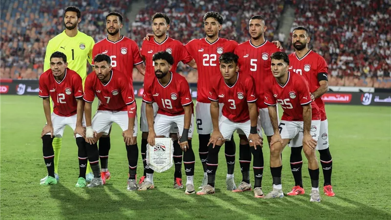 بث مباشر.. مباراة مصر وزيمبابوى في ليلة الزحف نحو العرش الأفريقي 