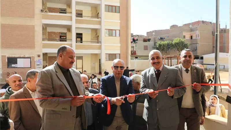 محافظ المنيا يفتتح توسعات مدرسة قلبا بملوي ويوجه بتلبية احتياجات القرية