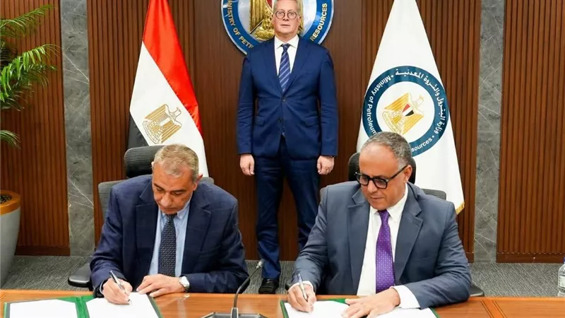 توقيع أول اتفاقية بحث عن البترول والغاز في مصر مع شركة Terra Petroleum البريطانية