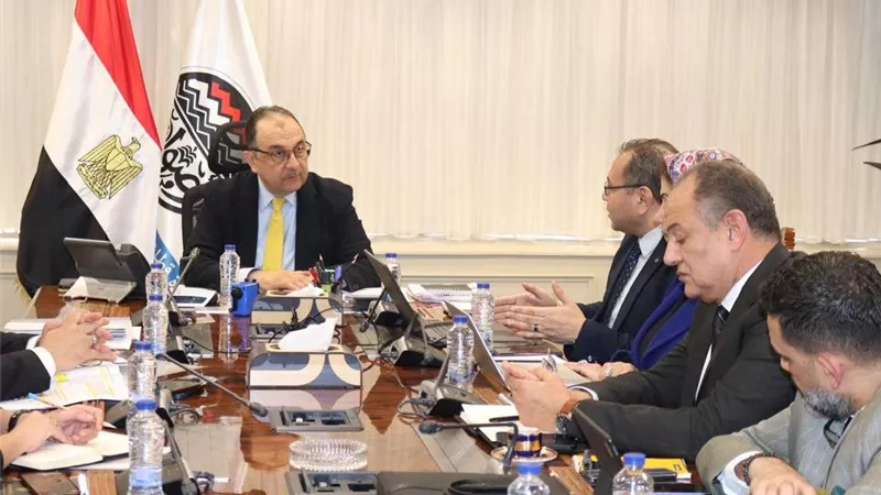 شيمي: نستعيد الريادة المصرية عالميا في صناعة الغزل والنسيج