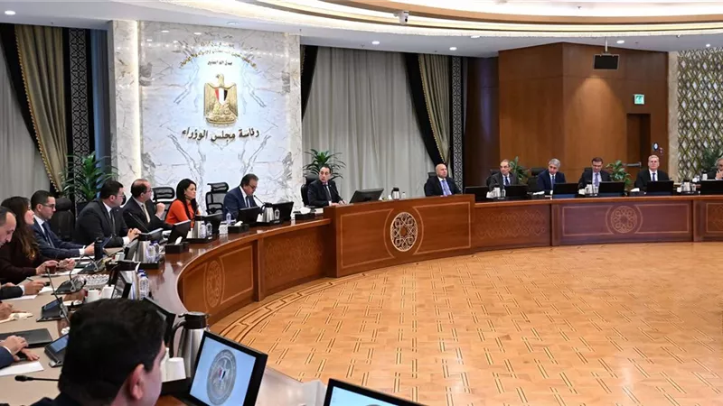 مدبولي يتابع جهود صياغة الرؤية المستقبلية للسياسات الاستثمارية المحفزة في مختلف القطاعات