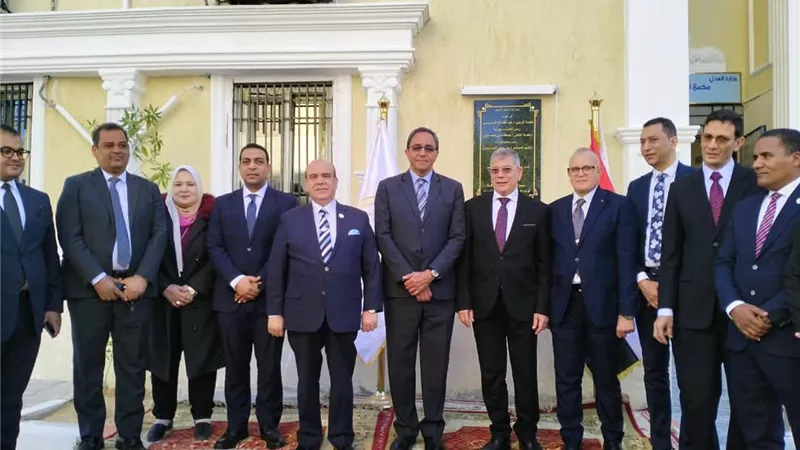 بالصور.. العدل تفتتح مجمع الشهر العقاري والتوثيق بمحافظة قنا