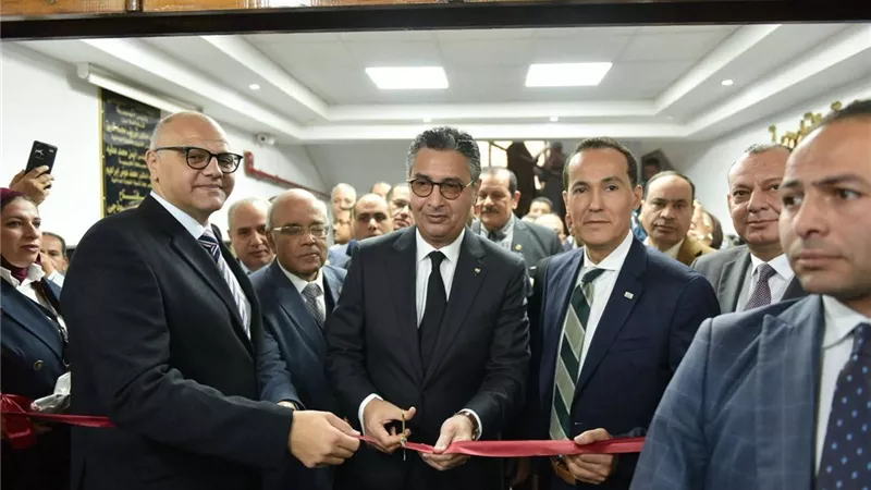 وزير التموين ومحافظ القليوبية يفتتحان مكتب السجل التجاري المميز ببنها
