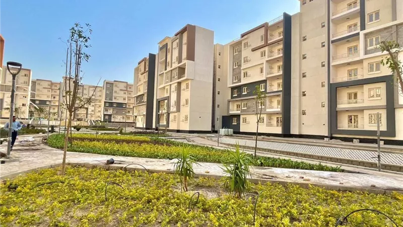 وزير الإسكان: دفع العمل بوحدات 