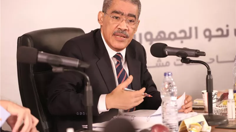 هيئة الاستعلامات تطلق لقاءً شهريًا مع الإعلام الأجنبي.. والبداية بوزير الخارجية
