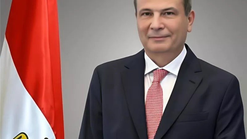 وزير الزراعة يقرر رفع سن المتقدمين لمسابقة التعاقد مع الأطباء البيطريين الجدد إلى 35 عاماً