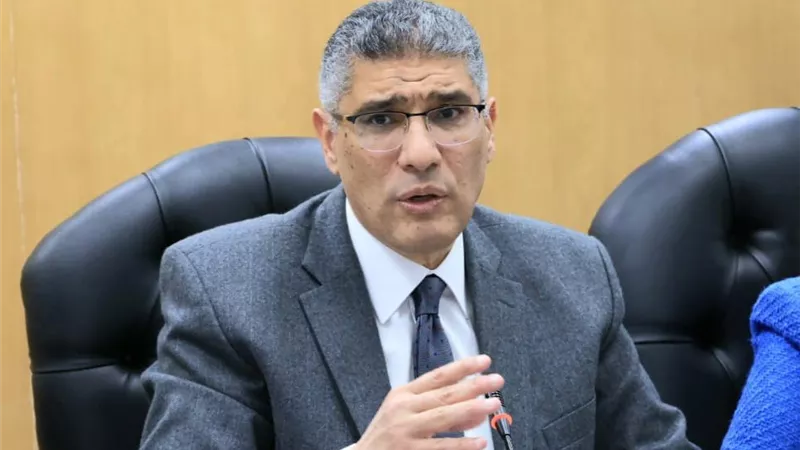 محافظ الجيزة: تكثيف الخدمات ورفع كفاءة محيط الكنائس والطرق المؤدية خلال احتفالات عيد الميلاد