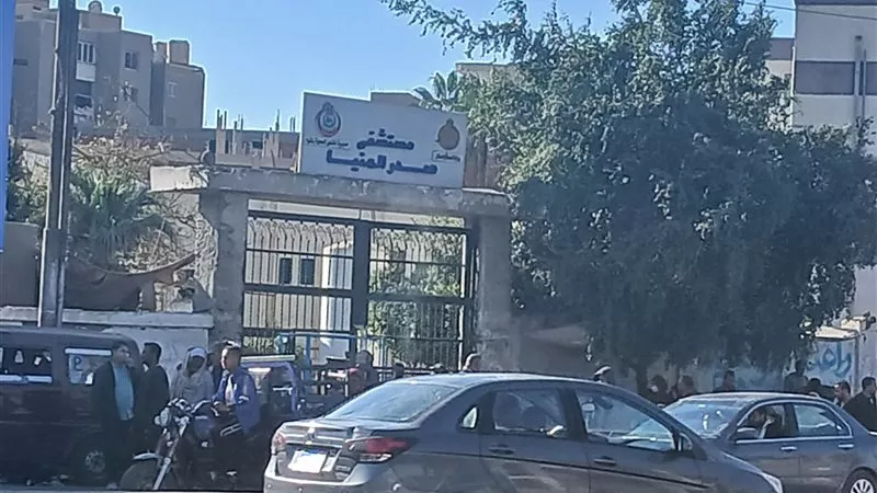 بالأسماء.. تفاصيل إصابة 14 عاملا إثر انقلاب سيارة ربع نقل بالمنيا الجديدة 