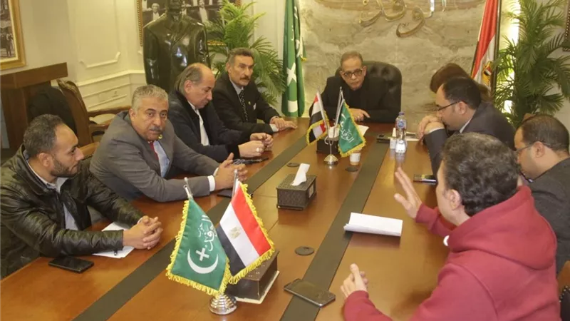 سري الدين وهيكل يتقدمان لسباق رئاسة الوفد في اليوم الأول